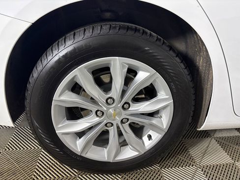 Used 2024 Chevrolet Malibu LT image 29