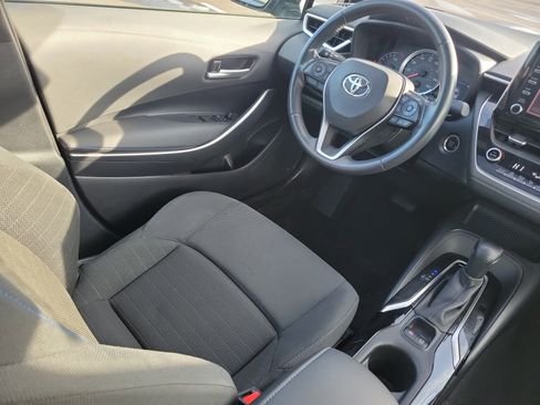 Used 2020 Toyota Corolla SE image 16