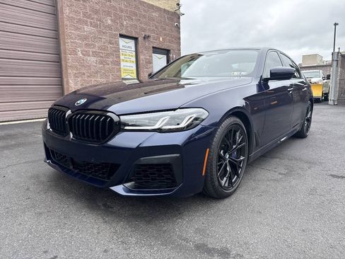 Used 2022 BMW M550i xDrive w/ Executive Package AWD/4WD image 4