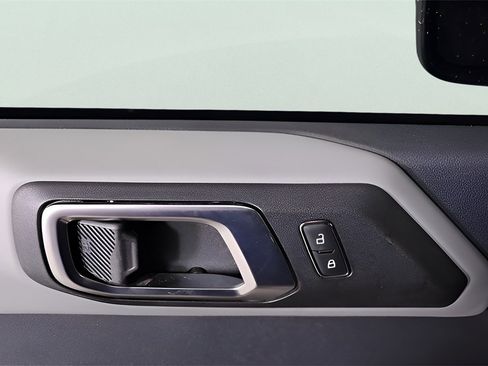 Used 2022 Ford Bronco Badlands image 12