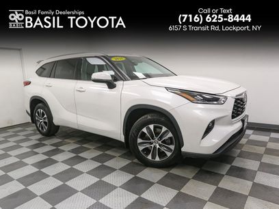Used 2021 Toyota Highlander XLE