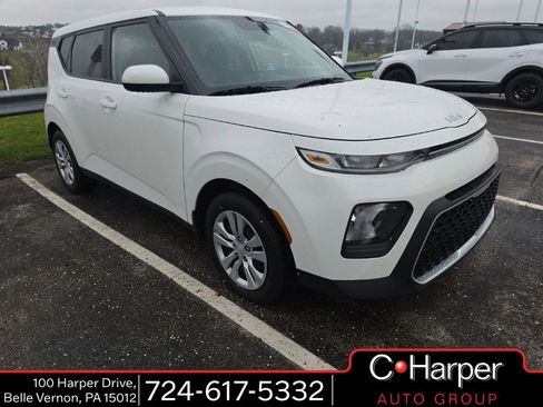 Certified 2022 Kia Soul LX FWD image 1