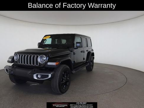 Used 2025 Jeep Wrangler Unlimited Sahara image 1