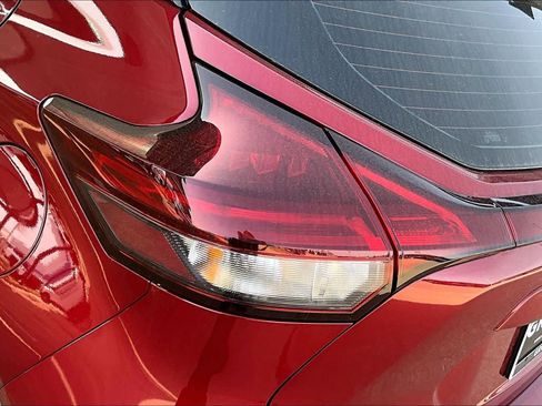 Used 2023 Nissan Kicks SV image 26