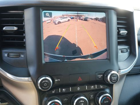 Used 2022 RAM 1500 Laramie AWD/4WD image 28