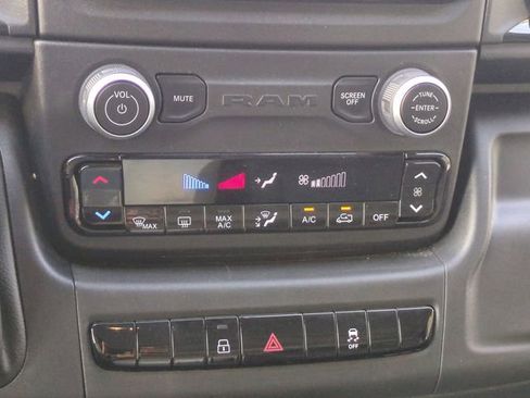 New 2024 RAM ProMaster 3500 w/ Convenience Group image 17