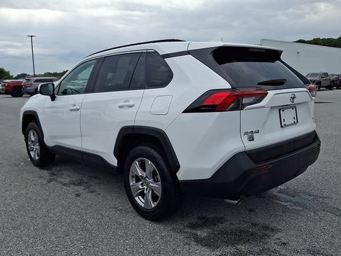 Certified 2023 Toyota RAV4 XLE w/ Convenience Package AWD/4WD image 4