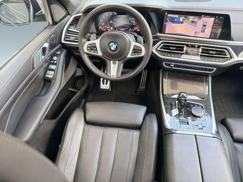 Used 2021 BMW X7 M50i w/ Dynamic Handling Package AWD/4WD image 32