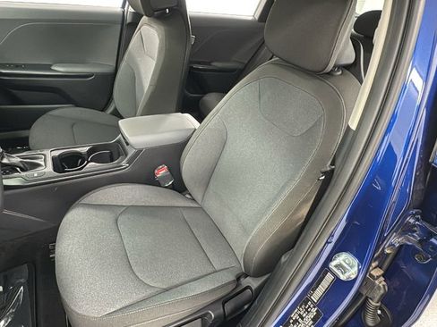 New 2025 Kia K4 LXS image 10