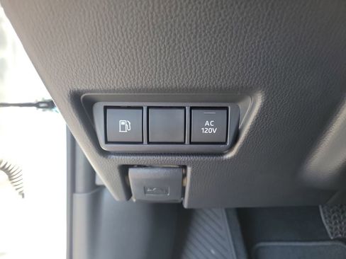 New 2026 Toyota Prius Plug-In Hybrid image 30