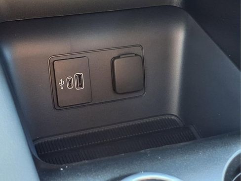 New 2026 Ford Explorer ST-Line image 10