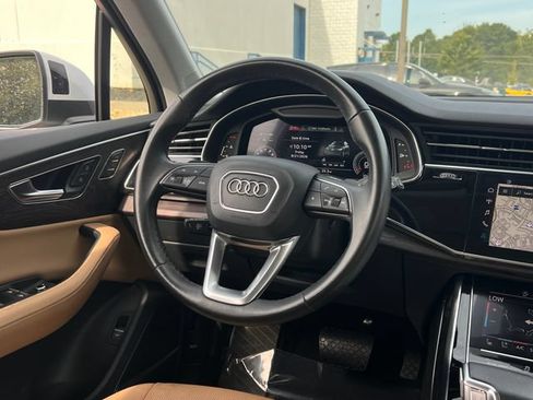 Used 2021 Audi Q7 3.0T Prestige w/ Prestige Package AWD/4WD image 16
