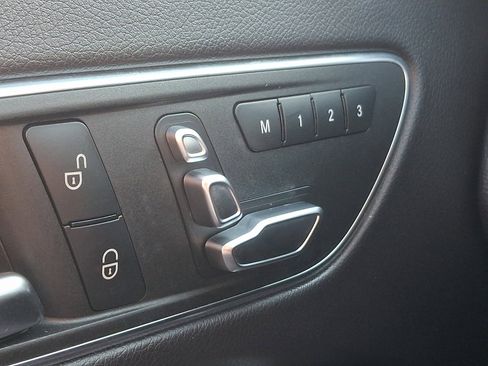 Used 2019 Mercedes-Benz CLA 250 4MATIC image 24