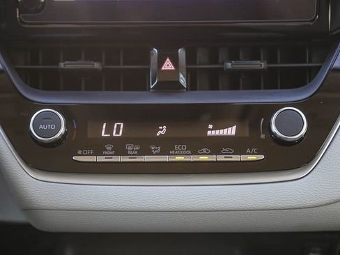 Used 2026 Toyota Corolla LE FWD image 14
