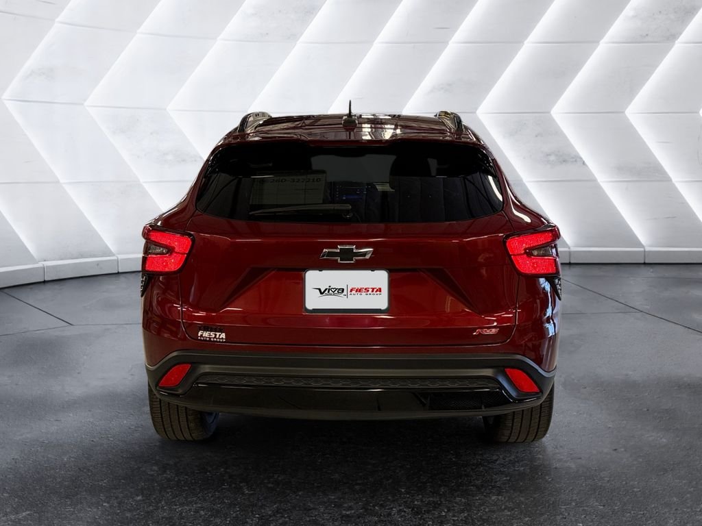 Used 2024 Chevrolet Trax RS w/ Driver Confidence Package FWD image 5