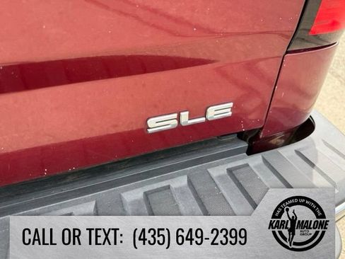 Used 2014 GMC Sierra 1500 SLE w/ SLE Value Package AWD/4WD image 13