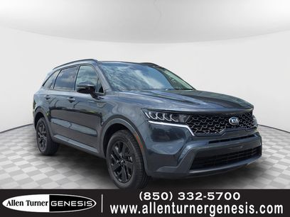Used 2021 Kia Sorento S w/ Panoramic Sunroof Package