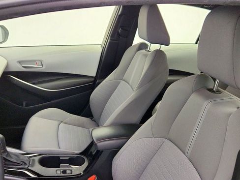 Used 2023 Toyota Corolla SE image 16