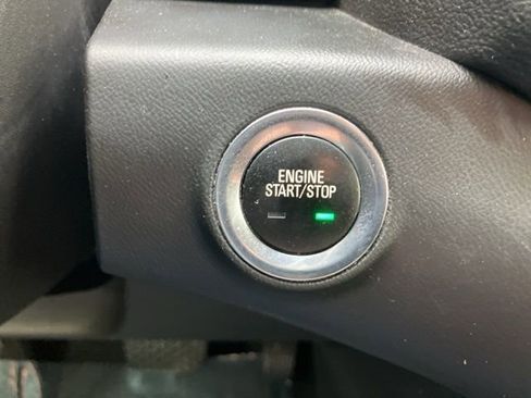 Used 2021 GMC Terrain SLT w/ Elevation Edition image 20