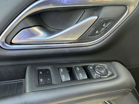 Used 2022 GMC Yukon AT4 w/ Max Trailering Package image 11