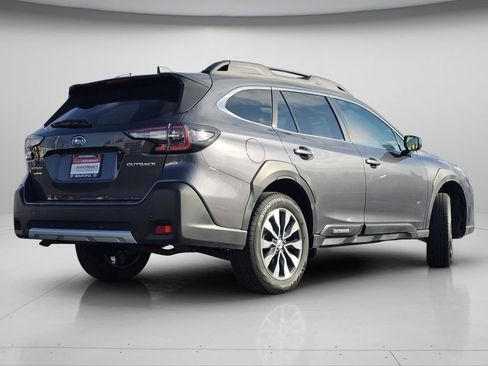 Used 2024 Subaru Outback Limited image 25