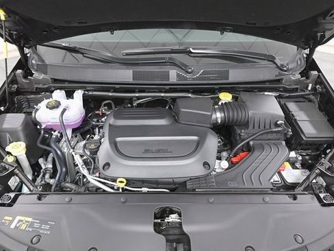 New 2026 Chrysler Pacifica Select image 34