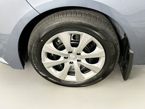 Used 2026 Toyota Corolla LE image 11