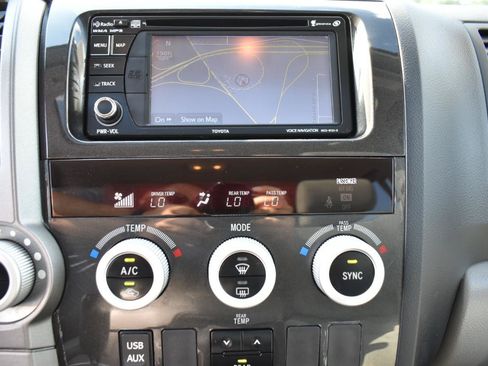 Used 2013 Toyota Sequoia SR5 AWD/4WD image 20