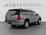 Used 2013 GMC Yukon XL SLT image 2