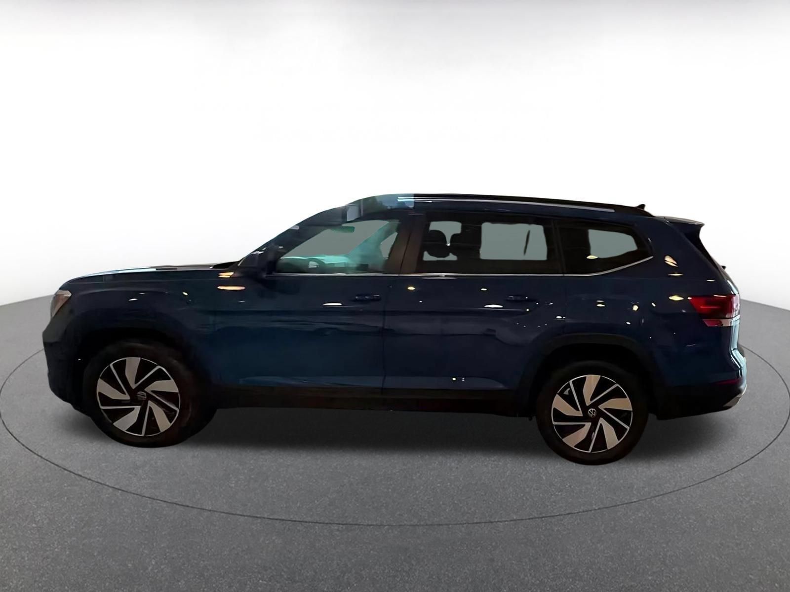 Used 2026 Volkswagen Atlas SE AWD/4WD image 8
