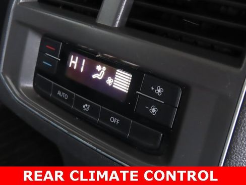 Used 2019 Volkswagen Atlas SE image 26