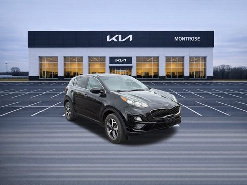 Used 2020 Kia Sportage LX AWD/4WD image 3