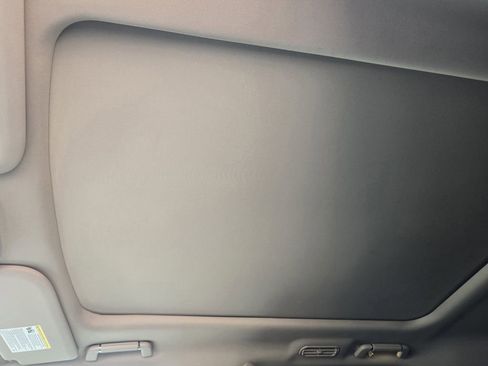 Used 2024 Ford Expedition XLT RWD image 22