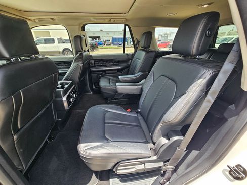 Used 2020 Ford Expedition Platinum RWD image 25