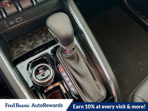 New 2025 GMC Canyon Elevation w/ Convenience Package image 12