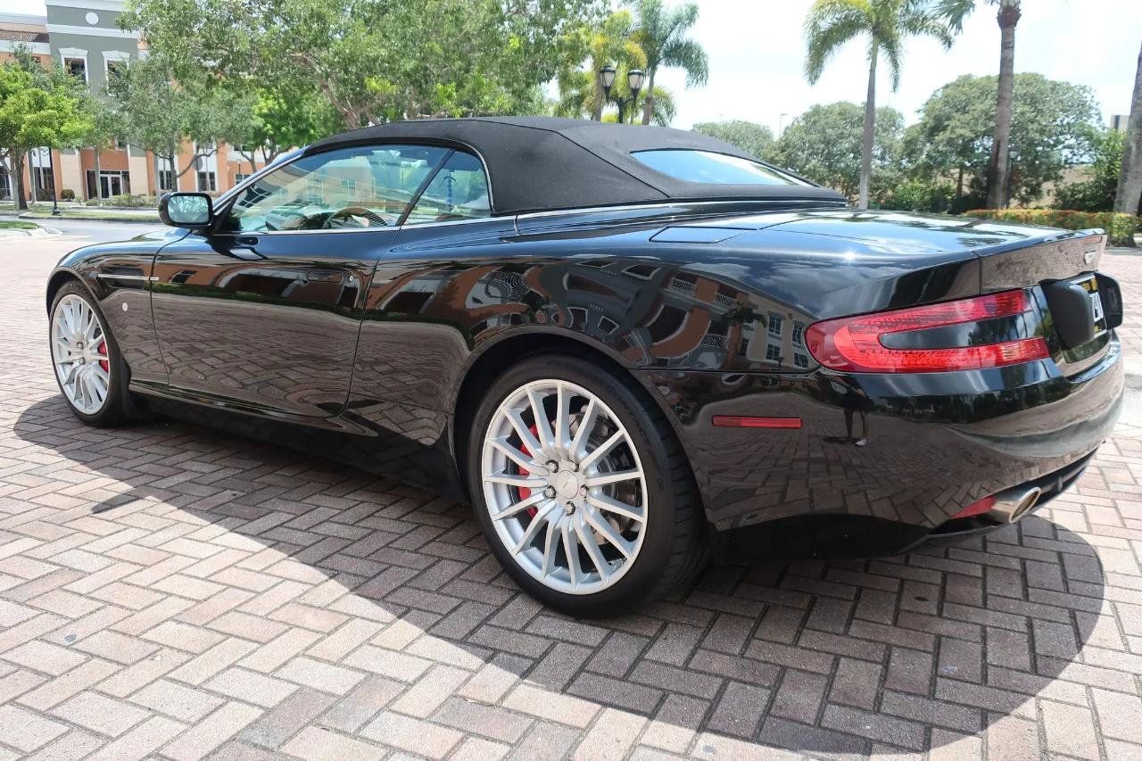 Used 2006 Aston Martin DB9 Volante RWD image 26