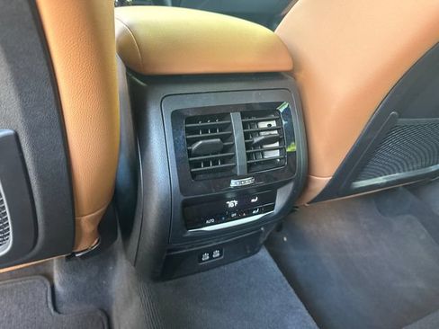 Used 2024 BMW X3 sDrive30i w/ Convenience Package w/ZPA RWD image 28