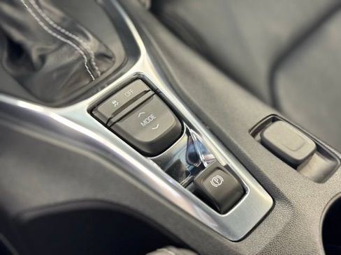 Used 2018 Chevrolet Camaro SS RWD image 14
