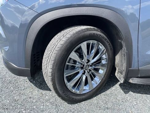 Certified 2025 Toyota Grand Highlander AWD image 10