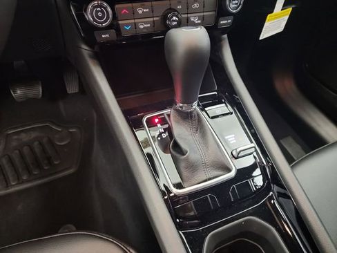 New 2026 Jeep Compass Latitude image 21