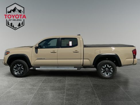 Certified 2019 Toyota Tacoma TRD Off-Road w/ Technology Package AWD/4WD image 2