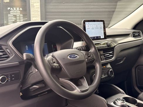 Used 2025 Ford Escape Active AWD/4WD image 25
