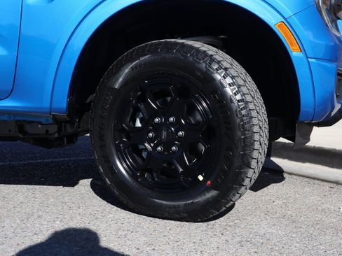 New 2025 Ford Ranger Lariat w/ Black Appearance Package image 13