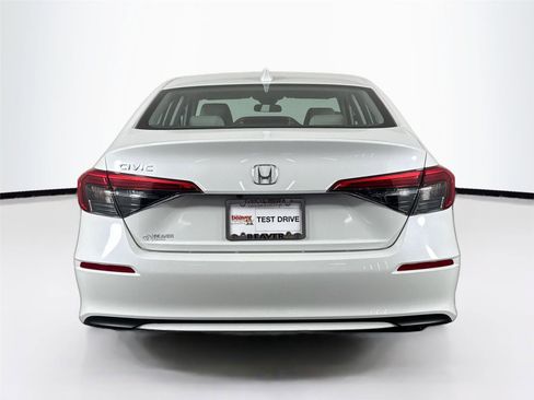 Used 2023 Honda Civic LX image 10