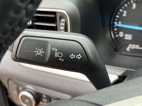 Used 2024 Ford Explorer XLT w/ Equipment Group 202A AWD/4WD image 19