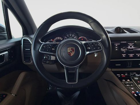 Used 2019 Porsche Cayenne AWD/4WD image 28
