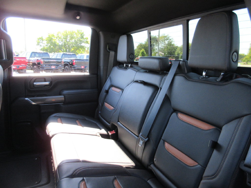 Used 2021 GMC Sierra 2500 AT4 w/ AT4 Premium Plus Package AWD/4WD image 26