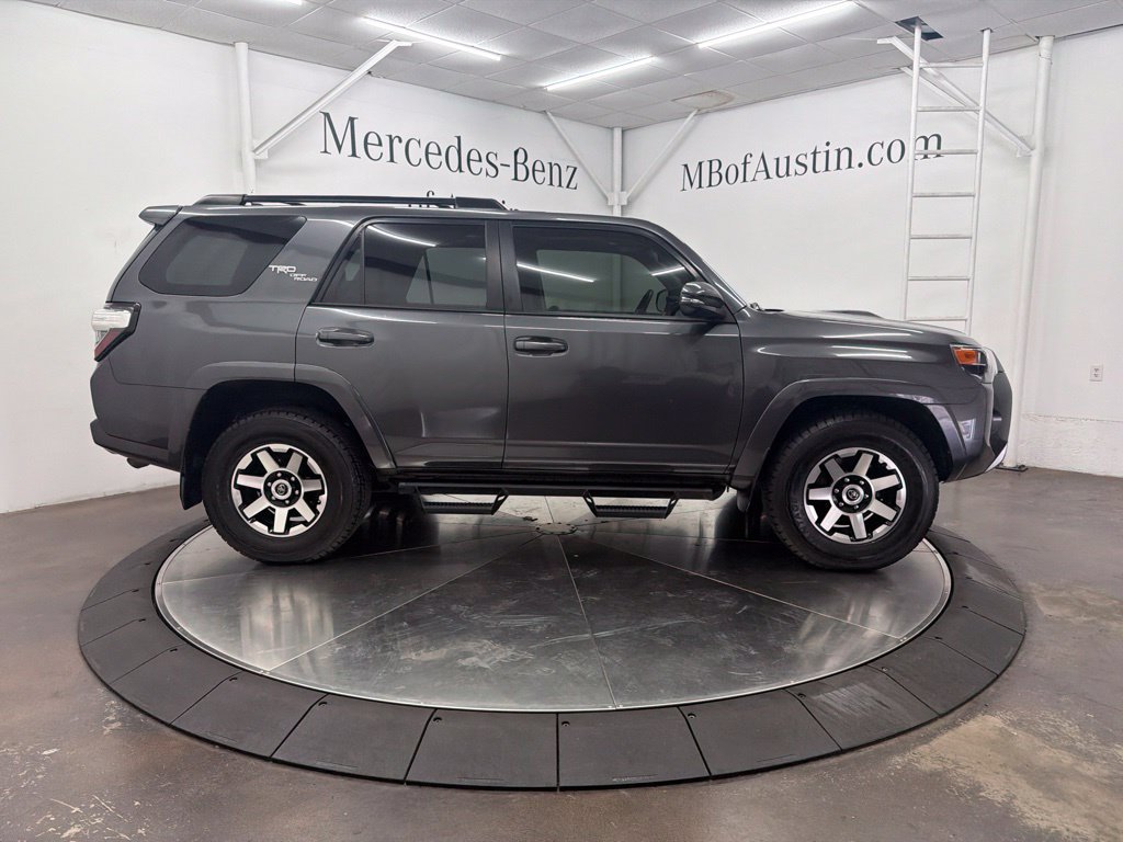 Used 2021 Toyota 4Runner TRD Off-Road Premium w/ Moonroof Package AWD/4WD image 8