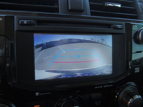 Used 2019 Toyota 4Runner TRD Off-Road image 20