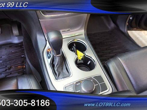 Used 2018 Jeep Grand Cherokee Limited AWD/4WD image 27